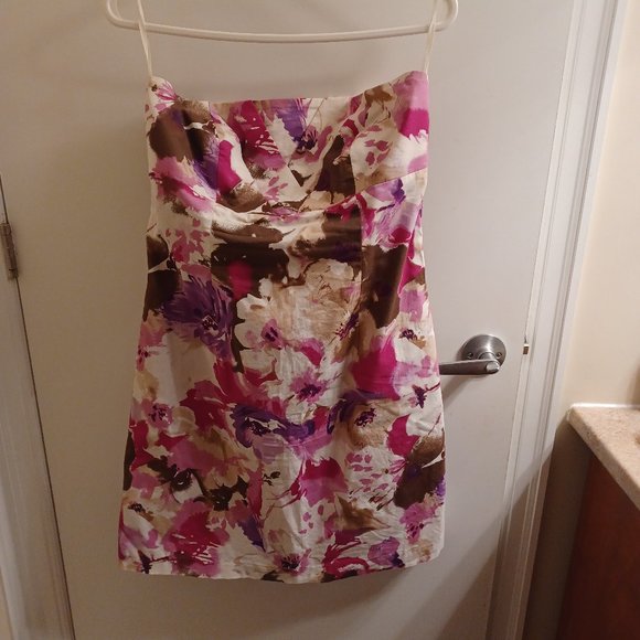 Floral dress - Picture 1 of 1